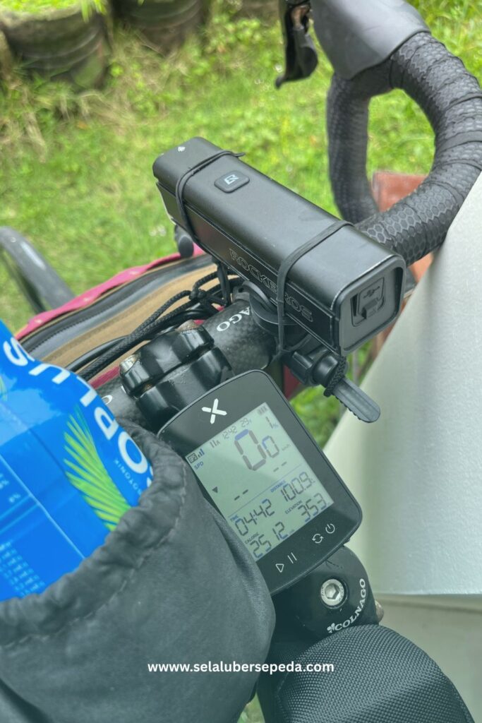 Selalu Bersepeda - Cyclocomp XOSS G plus