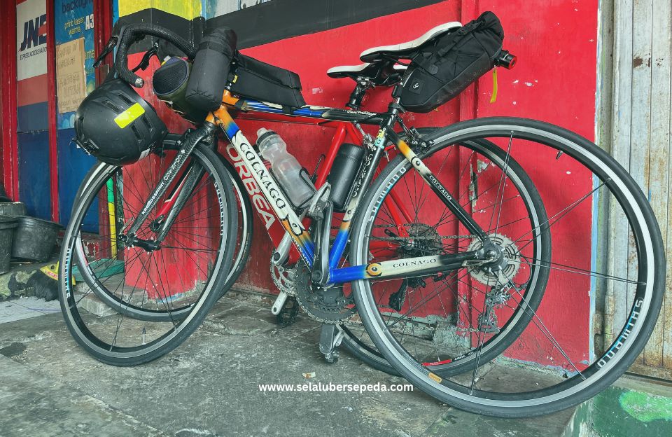 Selalu Bersepeda - Roadbike Colnago Lux Dream dan Orbea Aqua