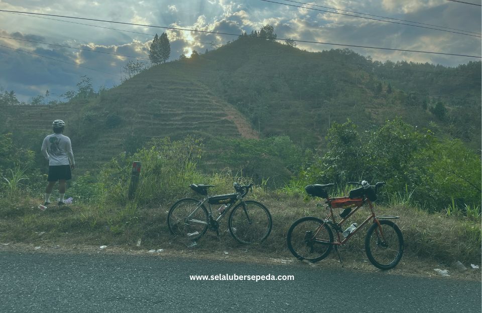 Long Ride Dengan Sepeda Tinggi - Jogja Banjarnegara